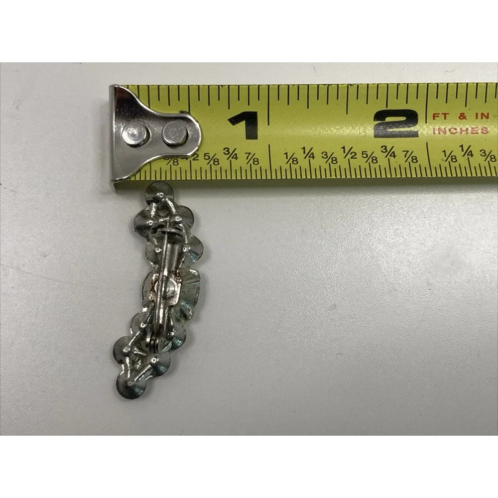 Vintage Rhinestone Prong Curved‎ Brooch Silver Tone metal 1.5in